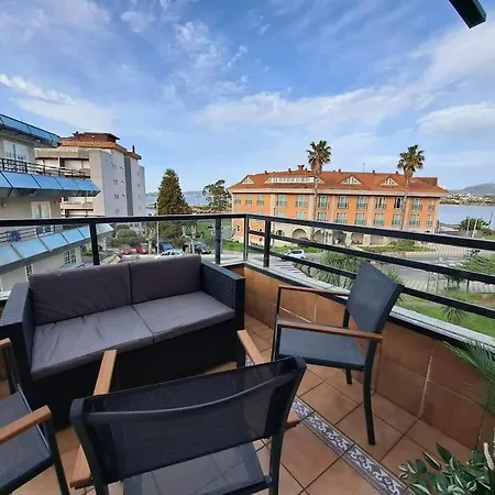 Baiona, Primera Linea De Playa Ladeira, Terraza. Baiona